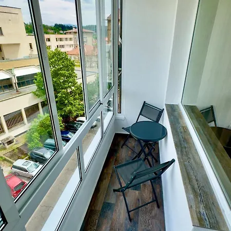 еви * Γκάμπροβο